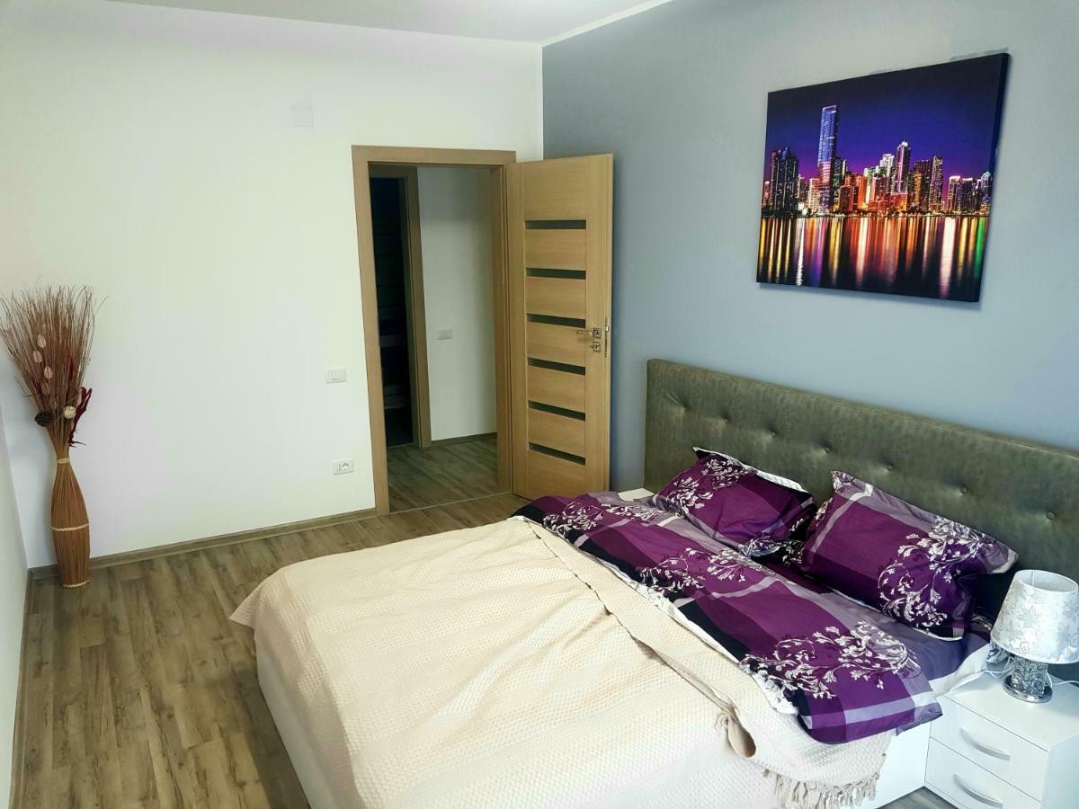 Skyline Rooftop Condos Oradea Exterior photo